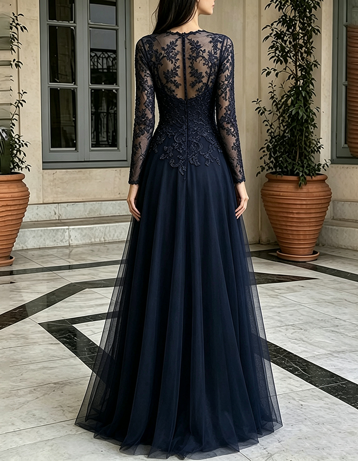 Abito lungo svasato in pizzo blu navy, con scollo rotondo e maniche lunghe