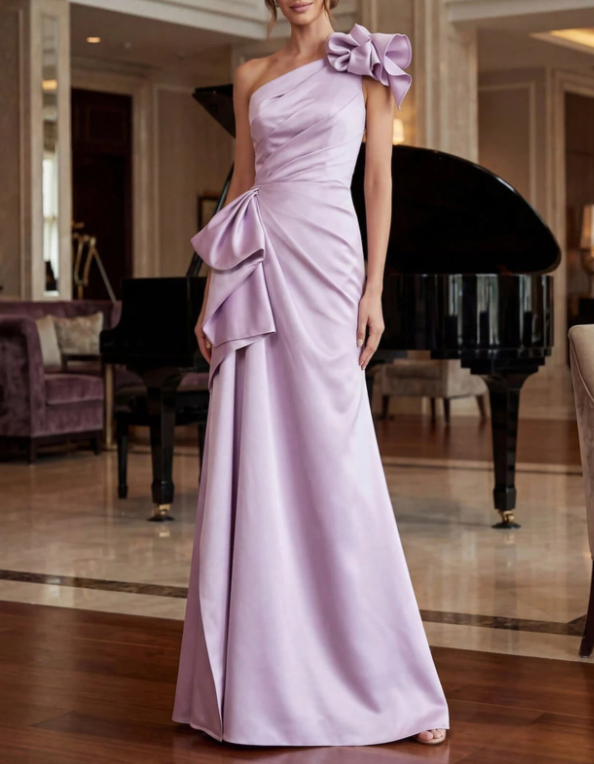 Vestido maxi sereia acetinado, de um ombro só, cintado e com flores 3D