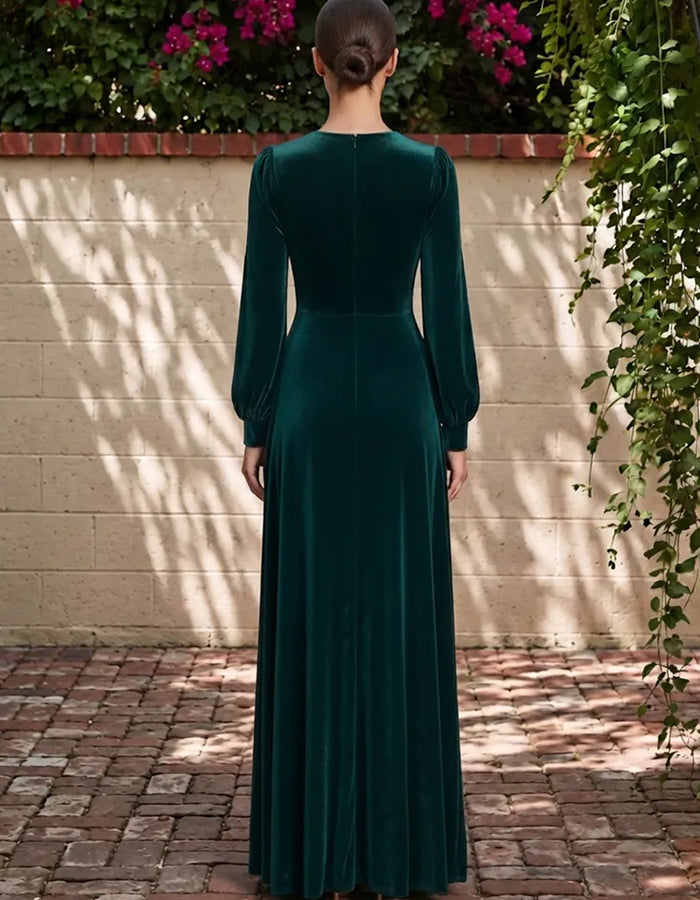 Abito maxi in velluto verde cacciatore, con scollo quadrato e spacco alto