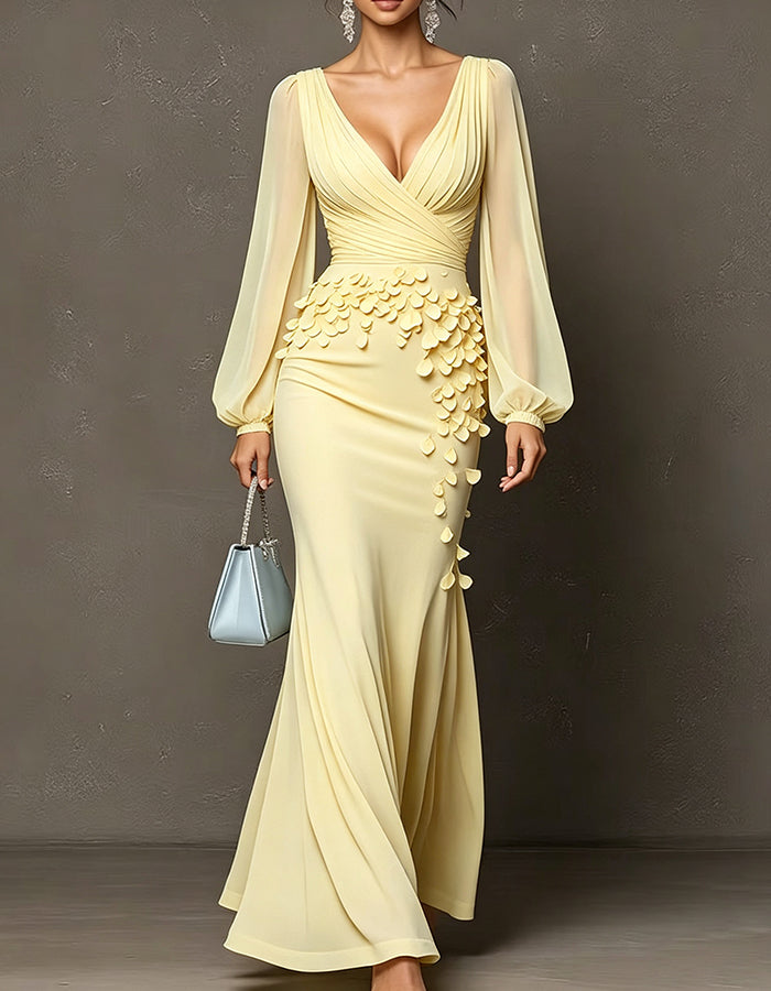 Abito lungo in chiffon con profondo scollo a V, maniche a sbuffo trasparenti e petali 3D
