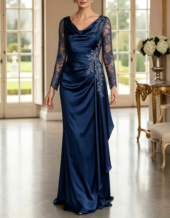 Robe longue maxi trapèze en satin drapé bleu poussiéreux, col bénitier et manches longues transparentes en dentelle