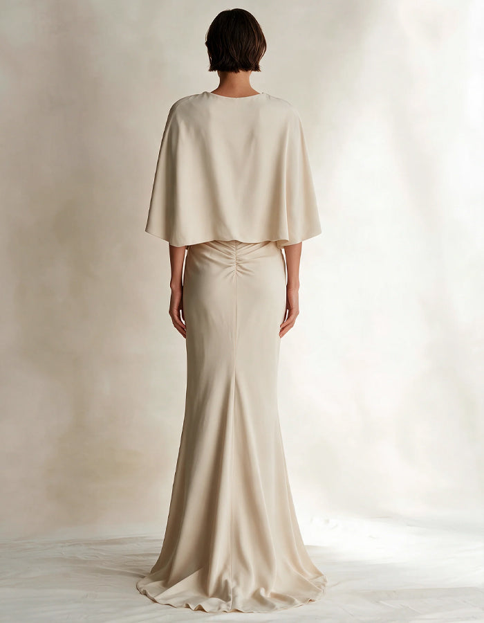Cremefarbenes Fischschwanz-Maxikleid mit Schalkragenärmeln