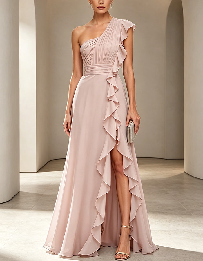 Abito lungo in chiffon con volant, monospalla e ampio spacco laterale