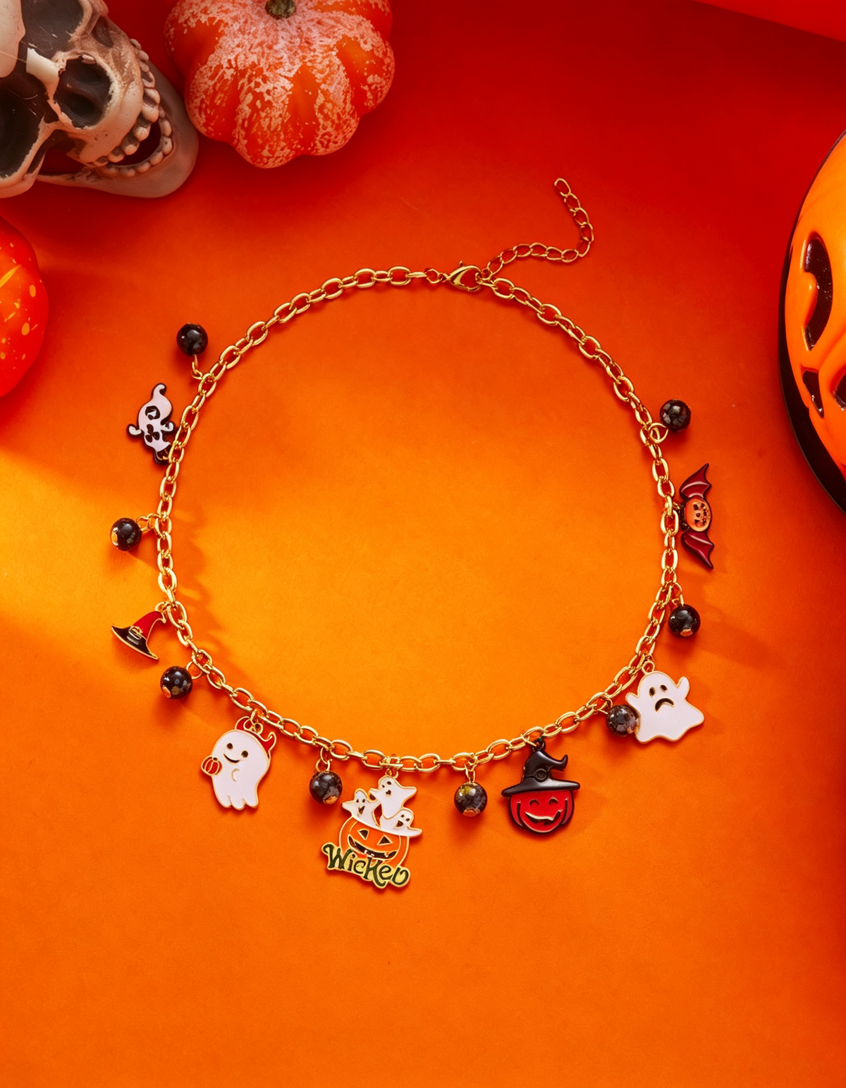 Collana di Halloween con ciondoli multipli: zucca, fantasma, strega e pipistrello con pendenti smaltati