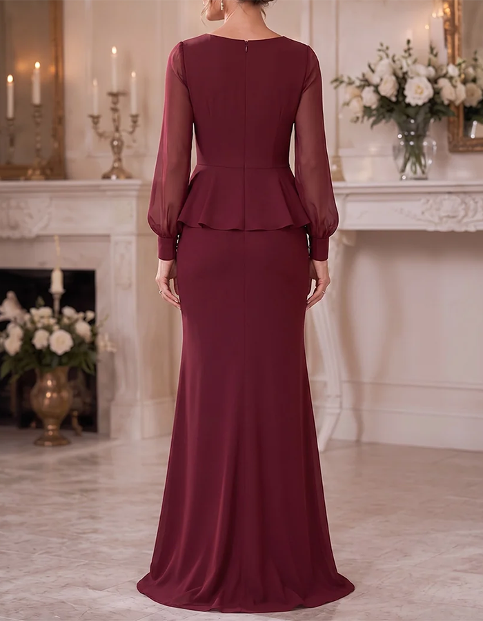Abito maxi a sirena in chiffon con peplo, bordeaux, scollo a V, maniche lunghe trasparenti a vescovo