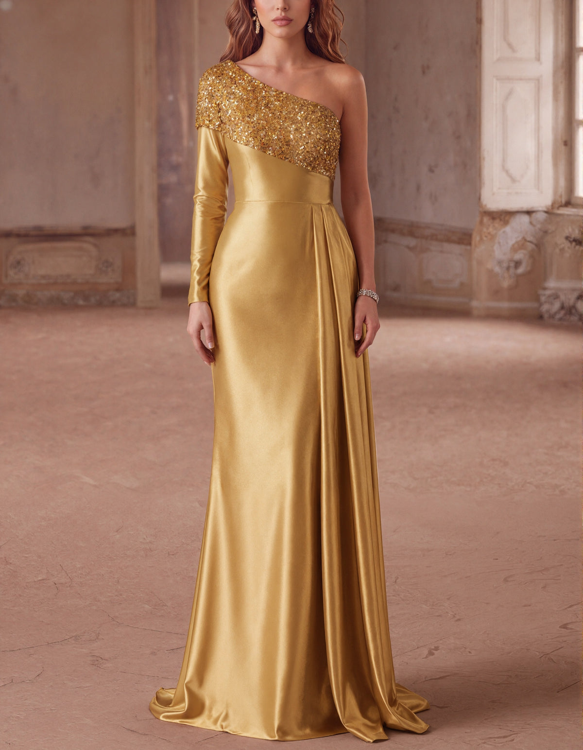 Vestido midi negro de satén con estampado dorado