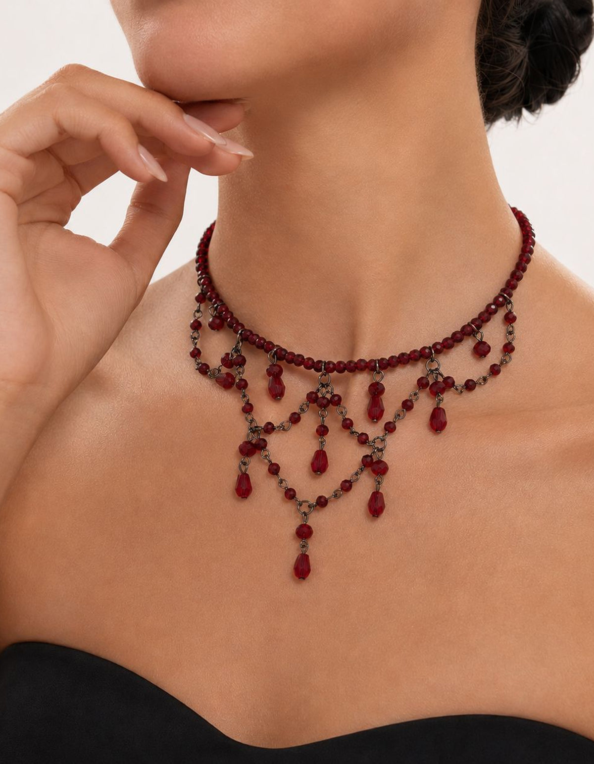 Collana Halloween con perline di cristallo e nappina, all’altezza della clavicola