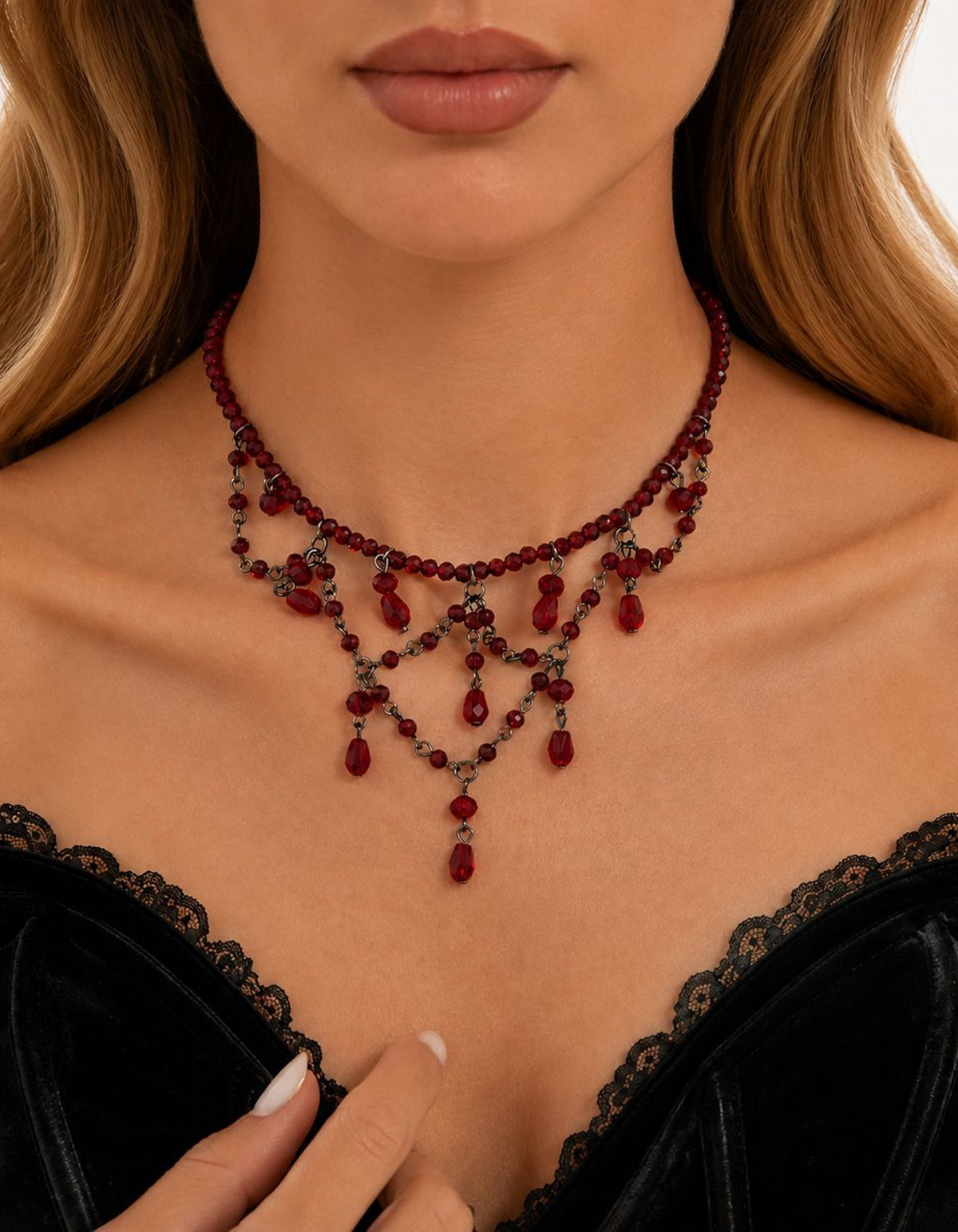 Collana Halloween con perline di cristallo e nappina, all’altezza della clavicola