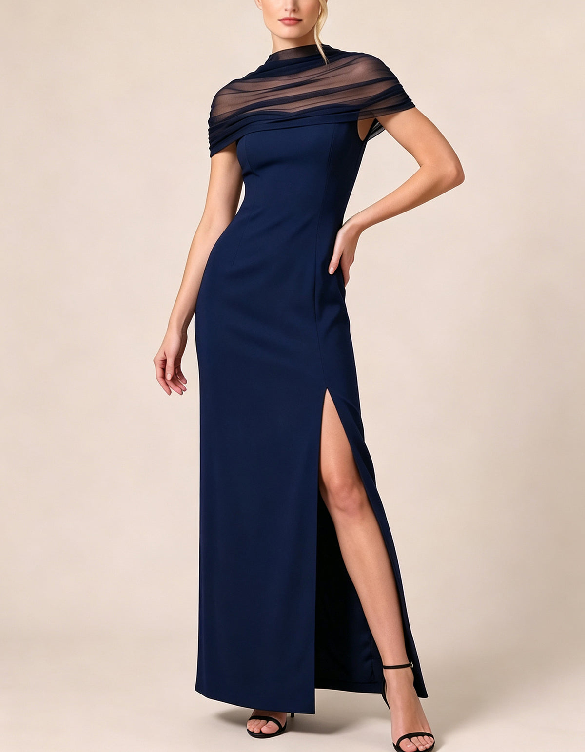 Vestido maxi com sobreposição de capa em malha, cintura franzida e racha