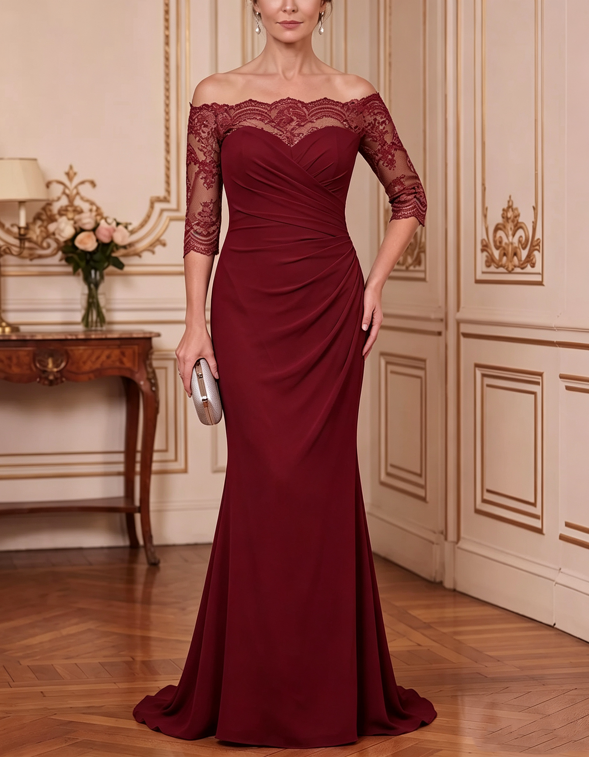 Vestido largo de gasa y encaje color champán, con hombros descubiertos