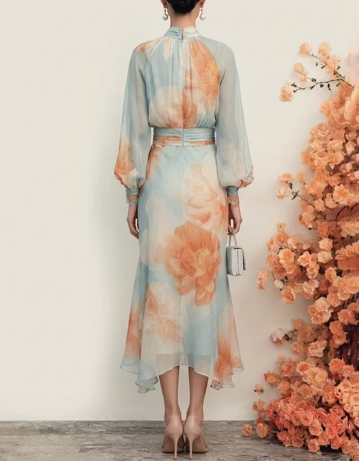 Chiffon midi-jurk met hoge hals, ballonmouwen en bloemenprint