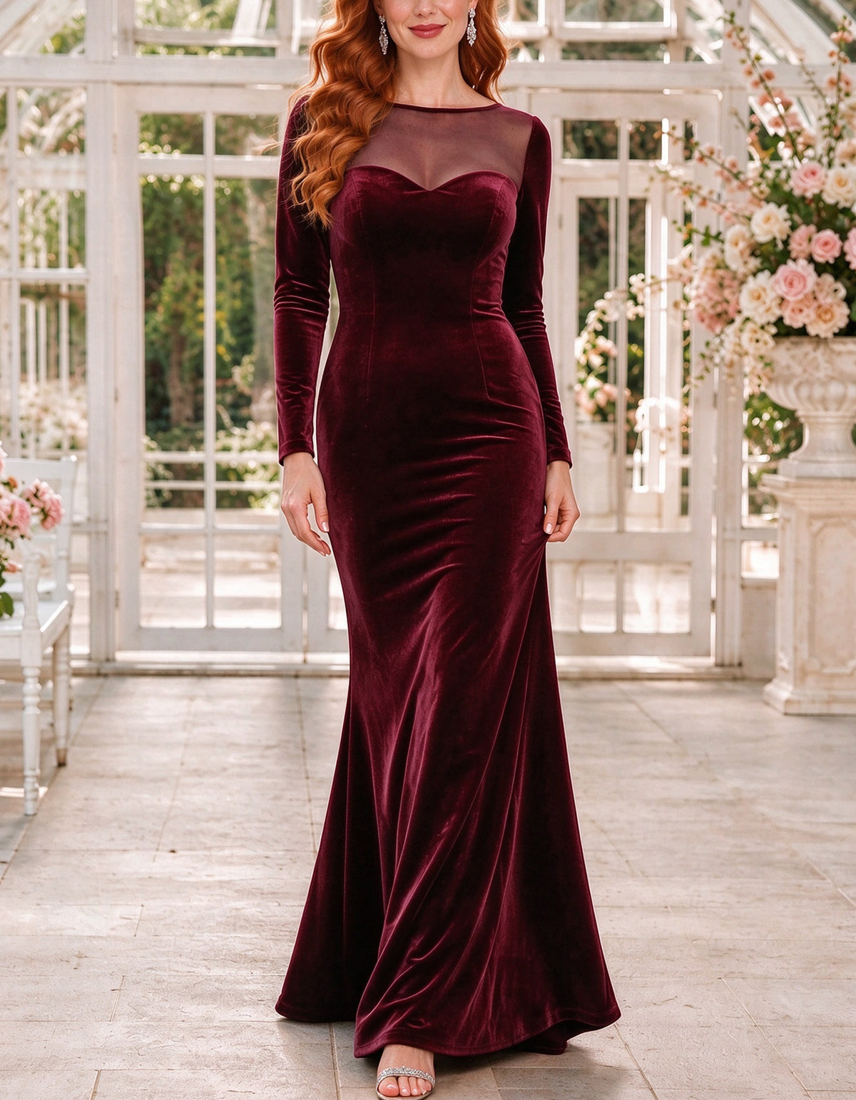 Vestido largo de terciopelo Velvet Illusion con escote corazón y mangas largas