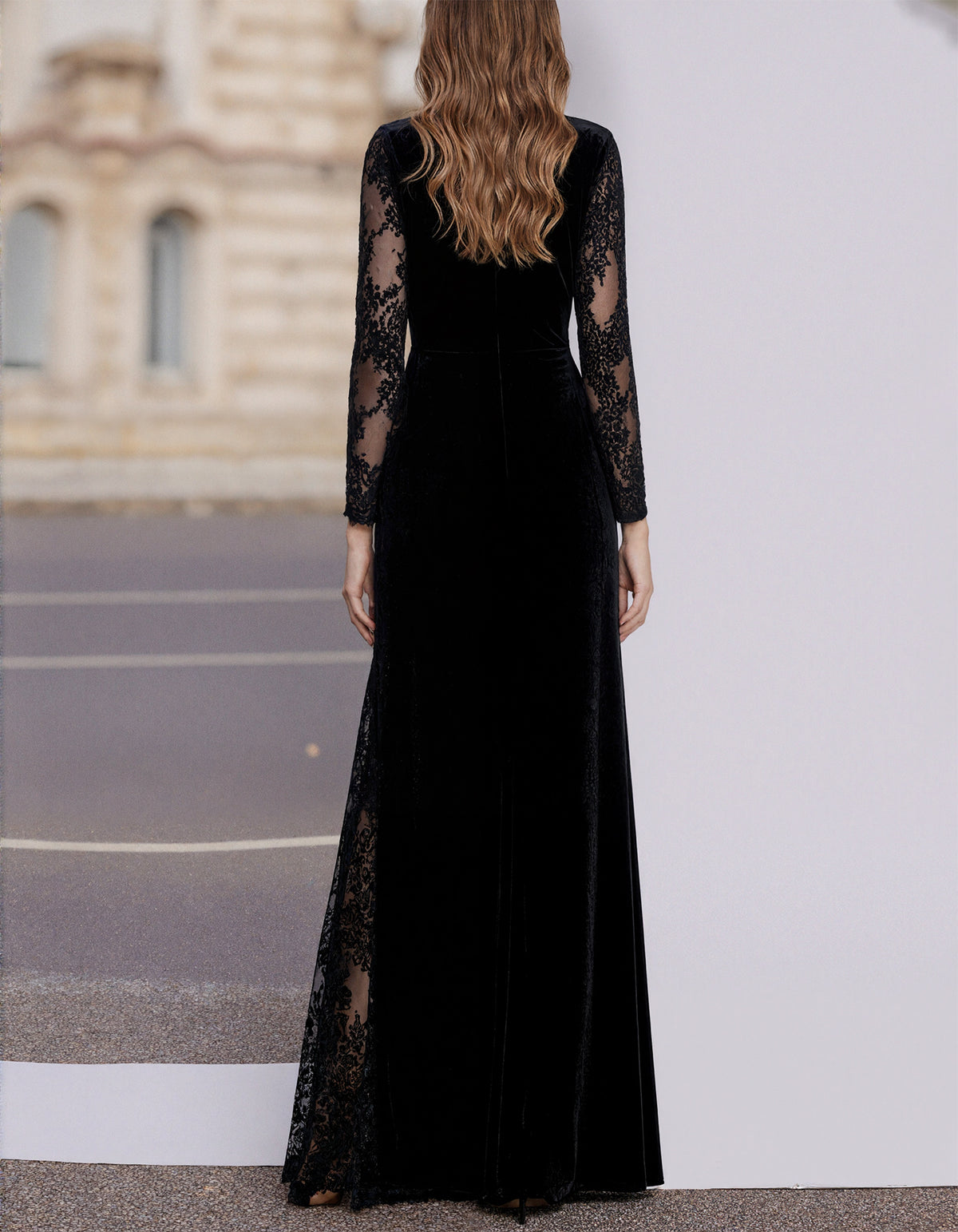 Robe longue noire en velours et dentelle à manches longues
