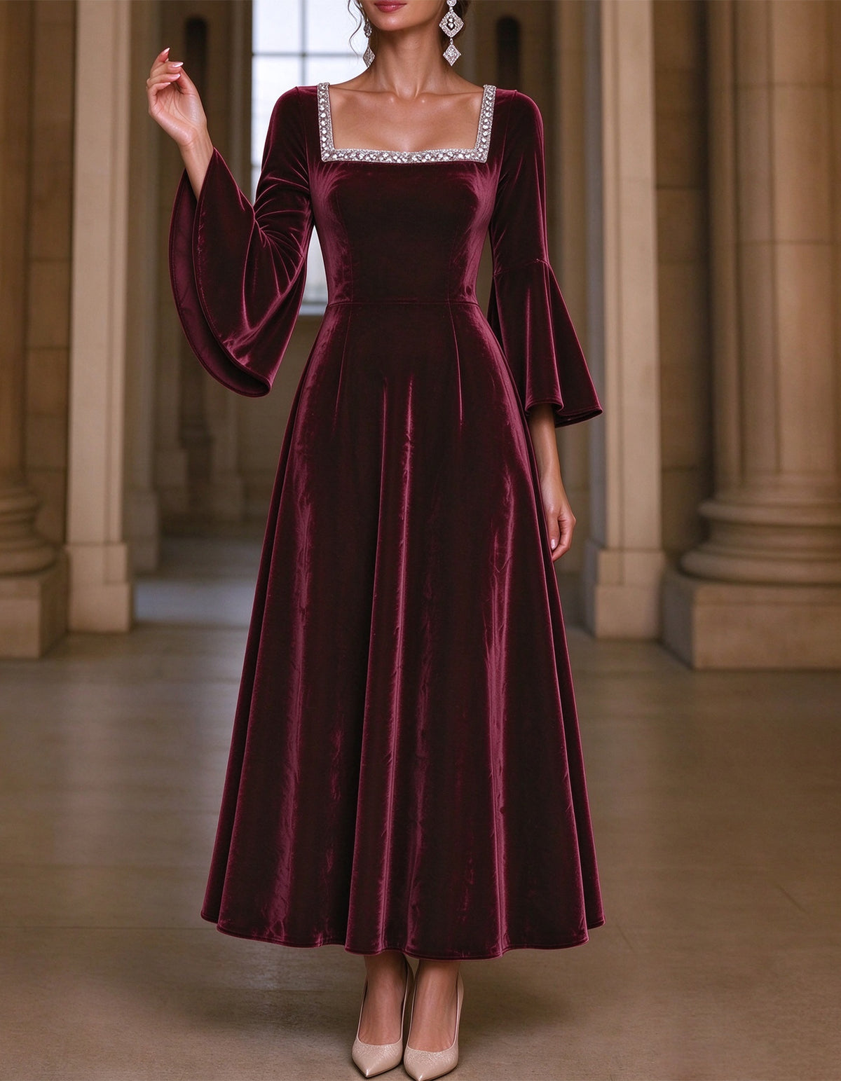 Robe midi en velours bordeaux avec col à sequins argentés