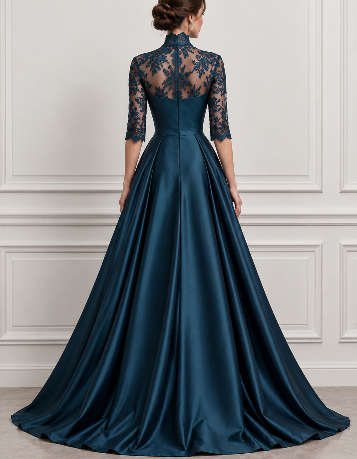 Vestido de noche largo de satén con encaje, escote corazón y corte evasé