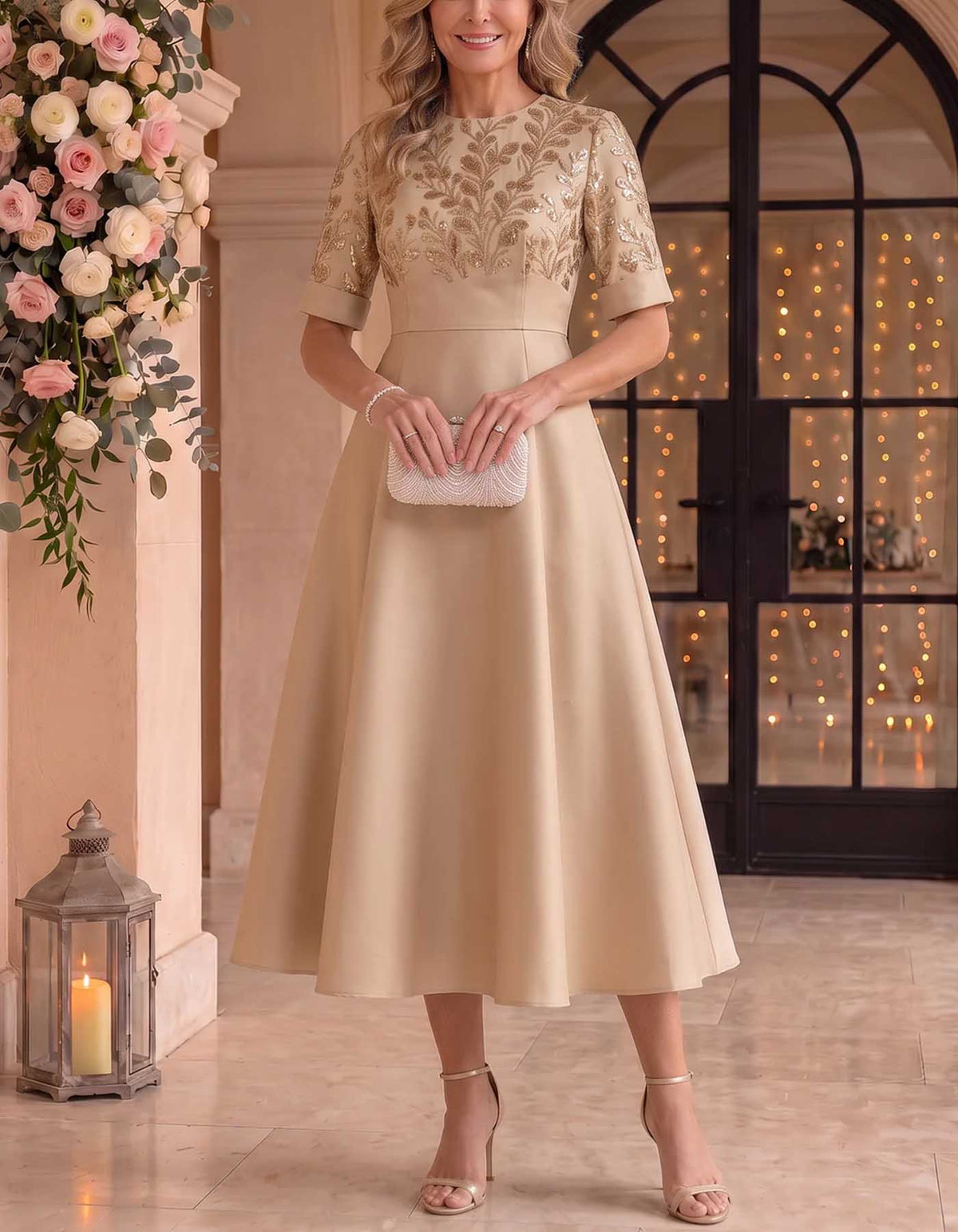 Champagnerfarbenes Satin-Midikleid mit Rundhalsausschnitt, kurzen Ärmeln und Blatt-Pailletten
