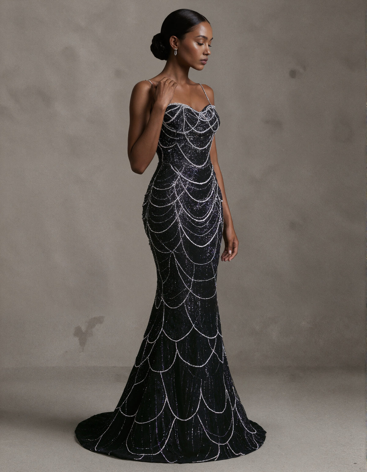 Black Spaghetti Strap Mermaid Evening Gown