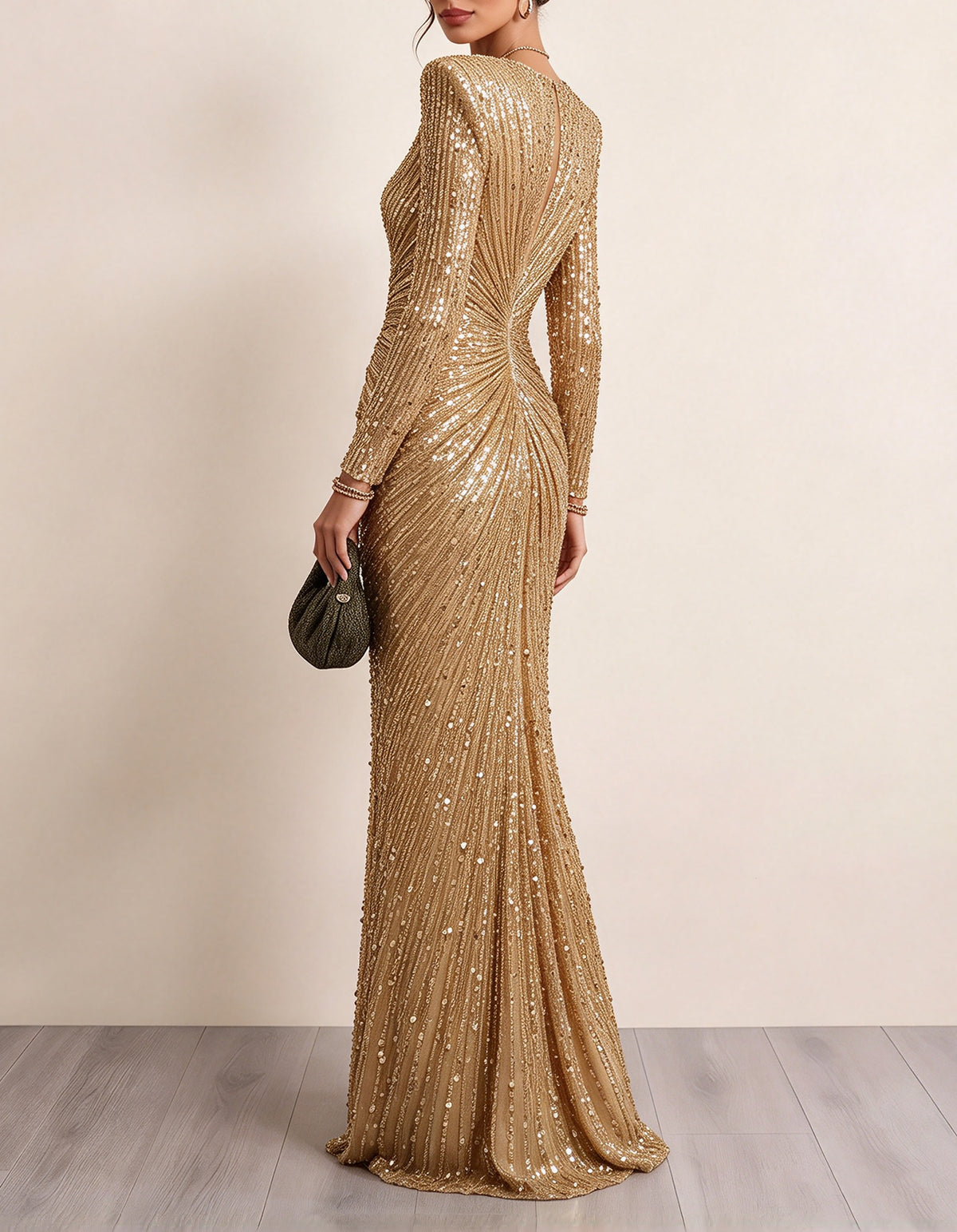 Champagnergoldenes Maxikleid mit tiefem V-Ausschnitt und Perlen und Pailletten