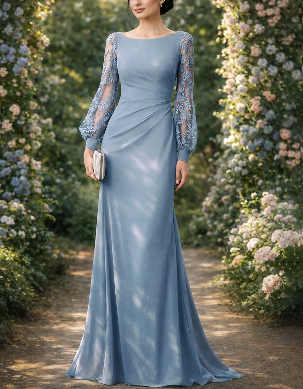 Grau-blaues Maxikleid aus Spitze mit langen Ärmeln