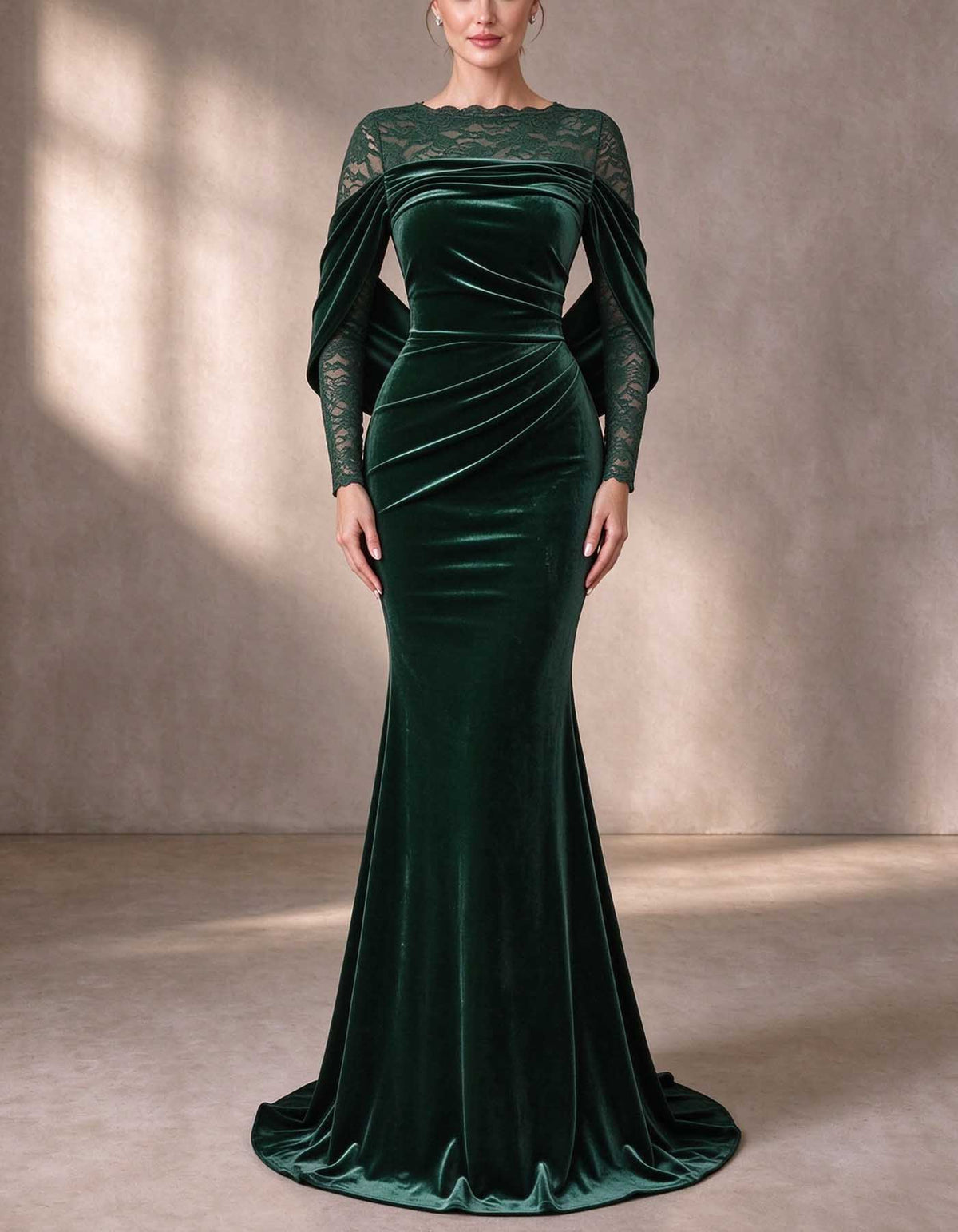 Samt-Maxikleid mit Spitzen-Illusionsausschnitt und Drapierung