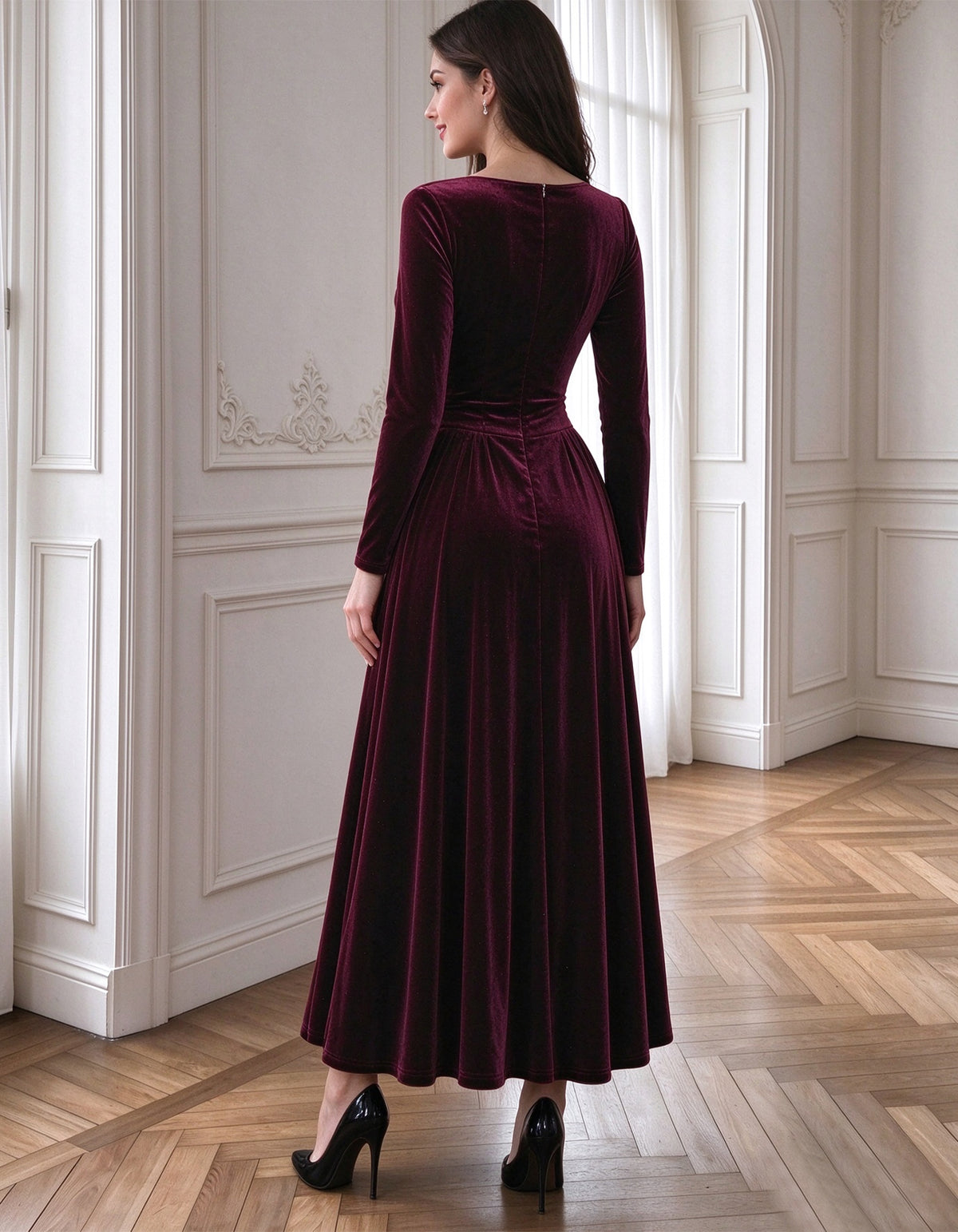 Bordeauxrotes Samt-Midikleid