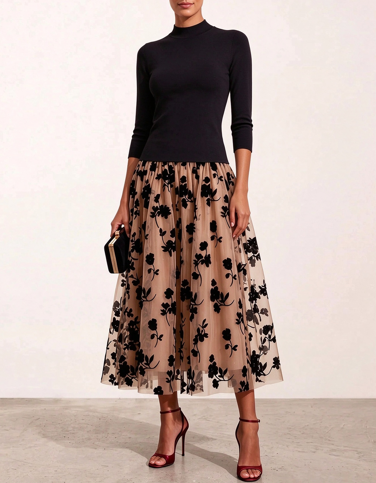 Midi-jurk van tule met bloemen, hoge hals en 3/4-mouwen