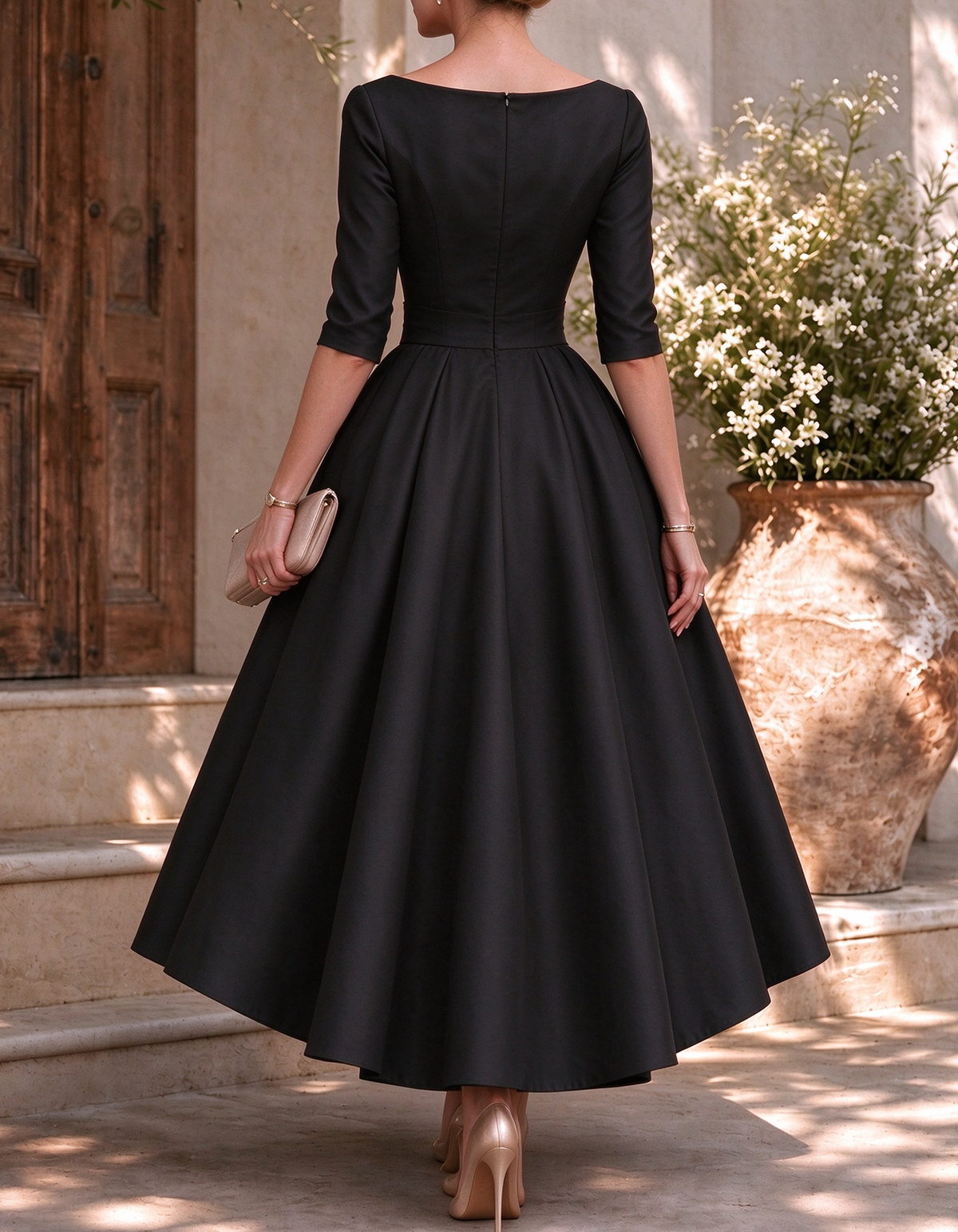 Vestido midi de satén línea A con cuello barco y mangas 3/4