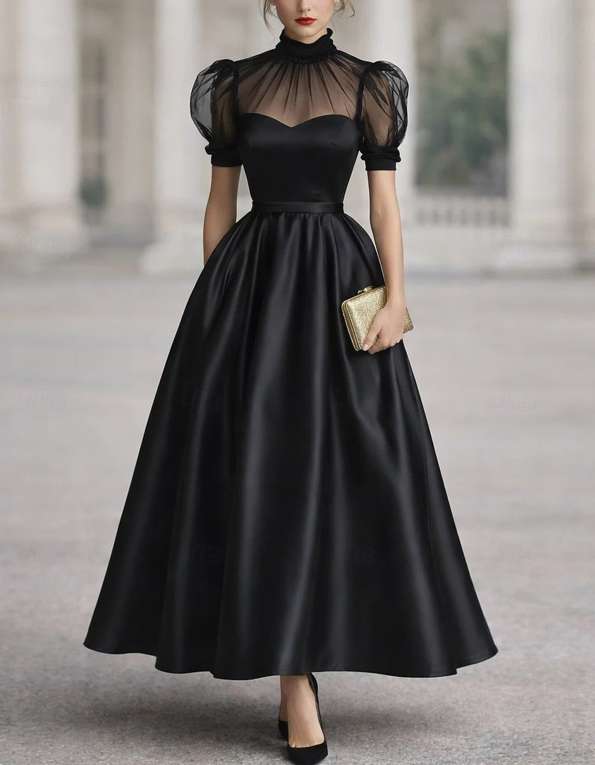 Vestido midi de cor lisa, em cetim e malha transparente
