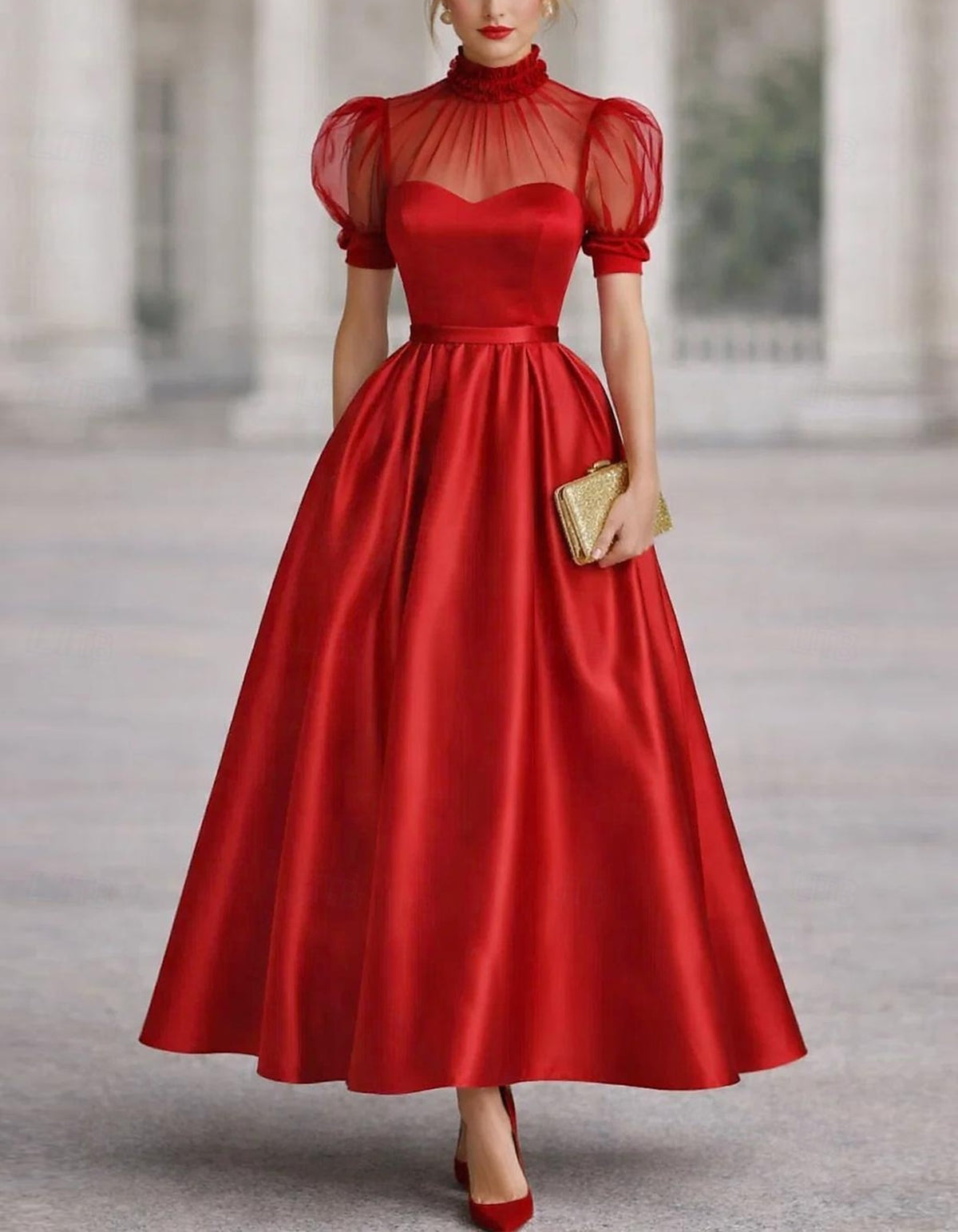Vestido midi de cor lisa, em cetim e malha transparente