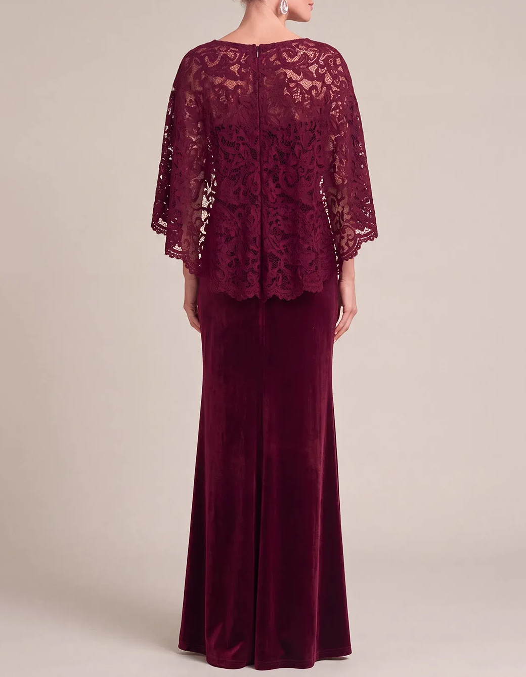 Robe longue sirène en velours avec capelet en dentelle et col rond