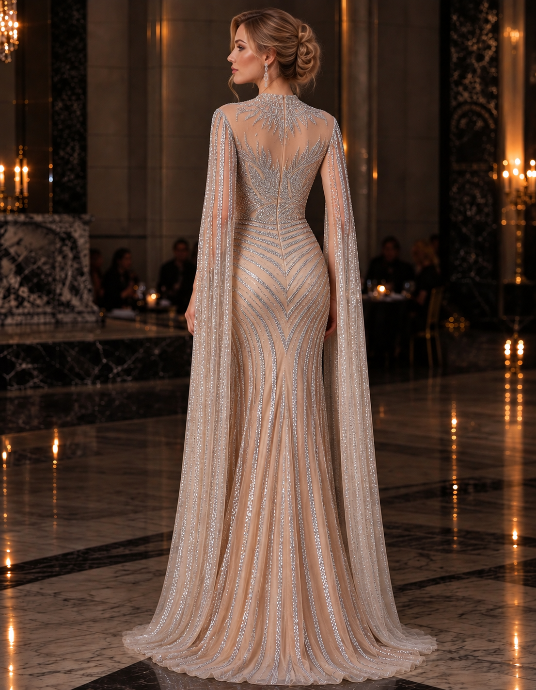 Abendkleid aus nudefarbenem transparentem Mesh