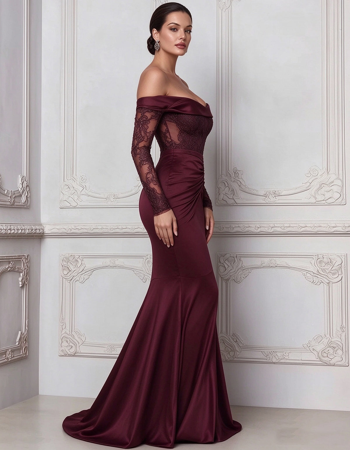 Vestido largo estilo sirena de encaje y satén burdeos