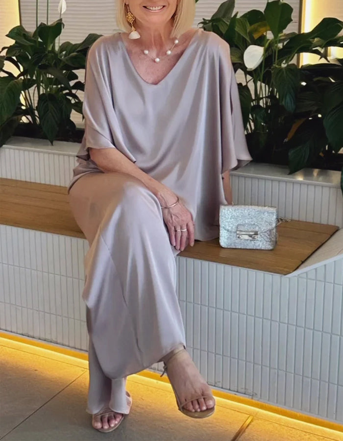 Solid Color V-neck Short-sleeved Top And Trousers 2-Piece Suit