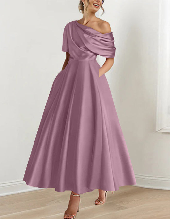 Robe midi uni à une épaule  