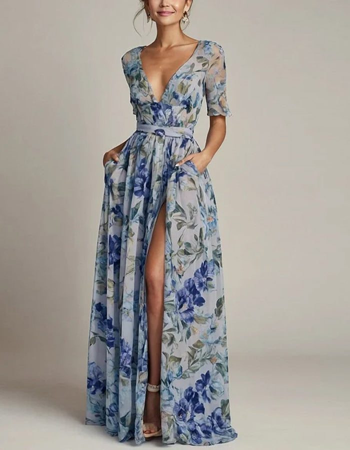 Robe élégante en chiffon bleu à motif floral avec décolleté en V profond et fente latérale