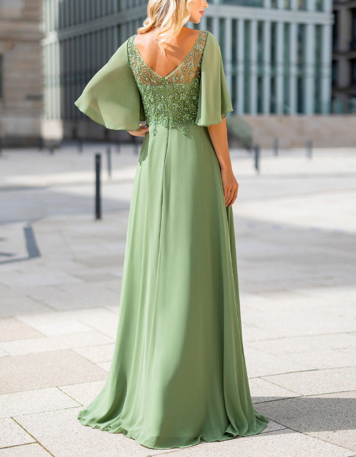 Vestido maxi em chiffon com renda, cor sólida e decote em V