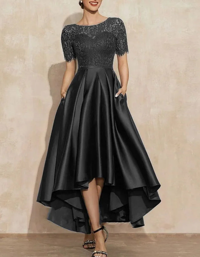 Midikleid aus Spitze in einfarbigem Rundhalsausschnitt mit kurzen Ärmeln