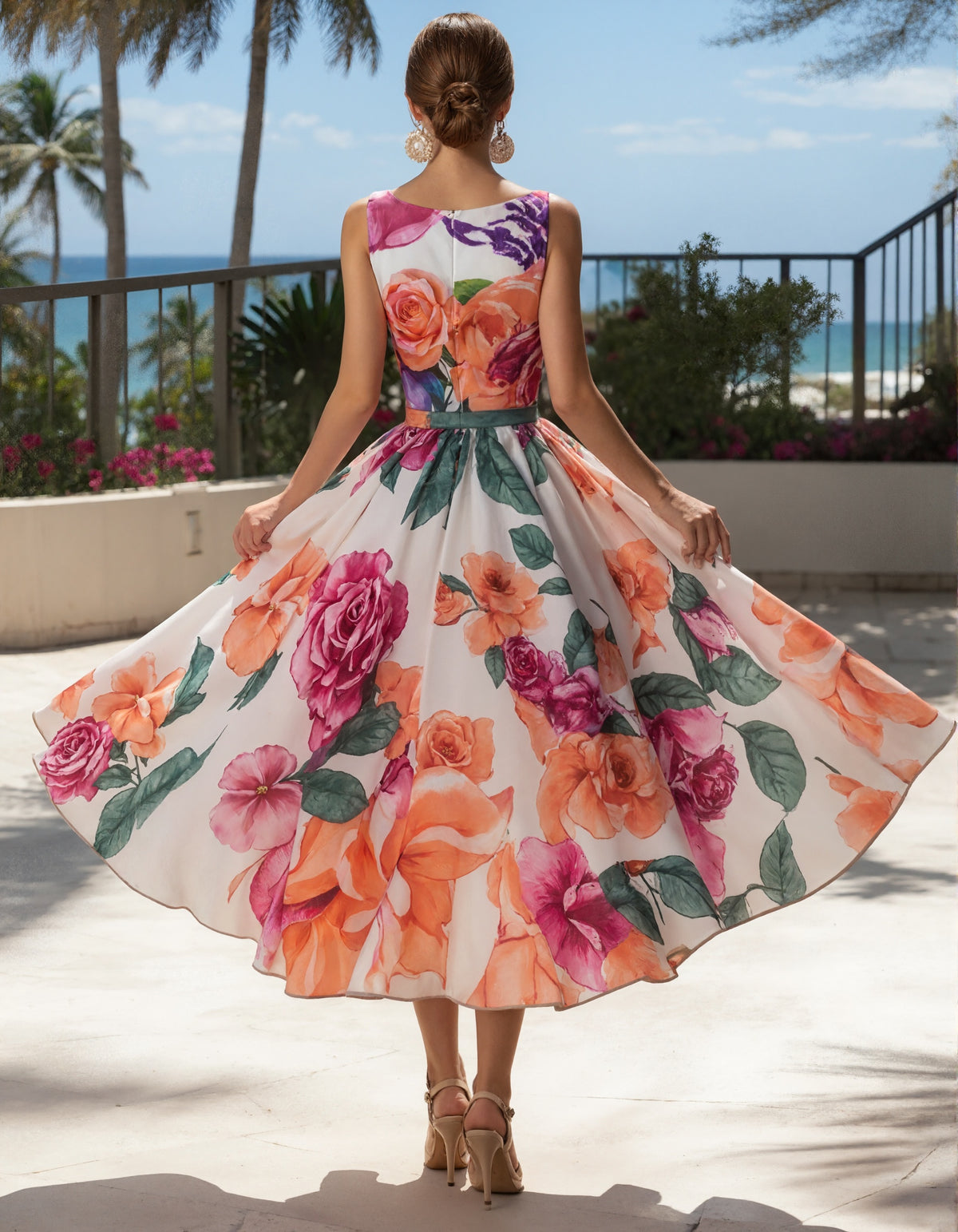 Elegantes weißes Organza-Kleid mit lebhaftem Rosenmuster und ärmellosem Oberteil  