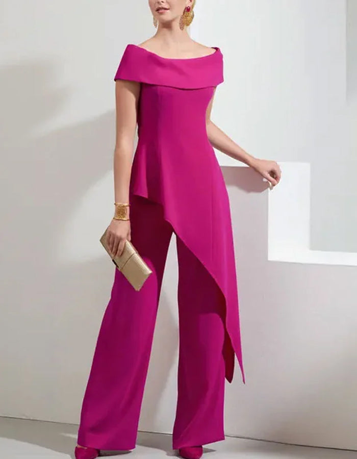 Elegante mono de crepé con superposición drapeada asimétrica y escote Bardot