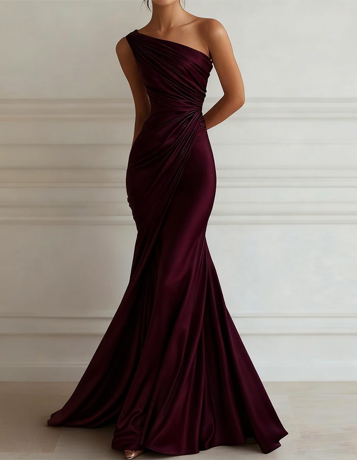 Vestido maxi de satén elástico plisado con un solo hombro