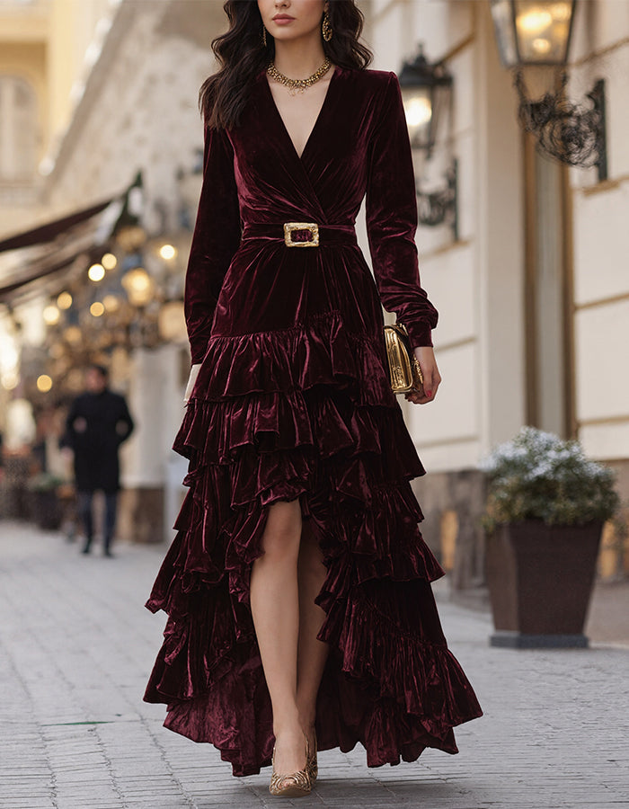 Vestido Largo de Terciopelo Burdeos con Volantes