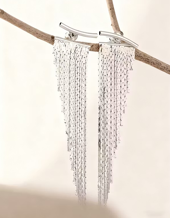 Pendientes elegantes con borlas y diseño irregular biselado