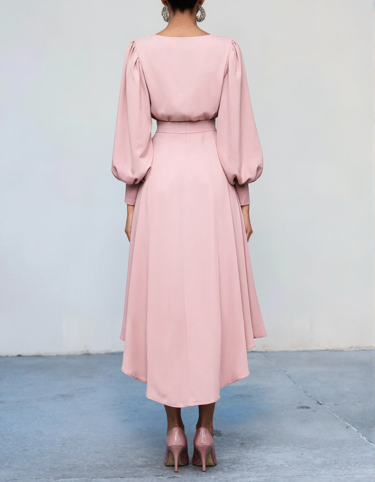 Rochie midi cu mâneci lungi, culoare solidă, gât rotund