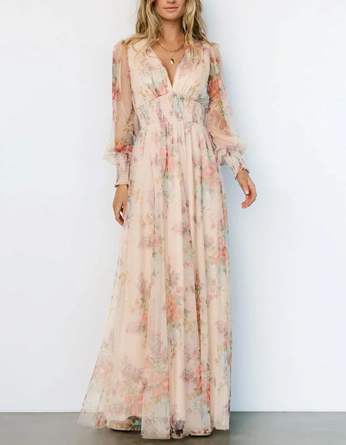Robe bohème en chiffon beige à imprimé floral et manches transparentes