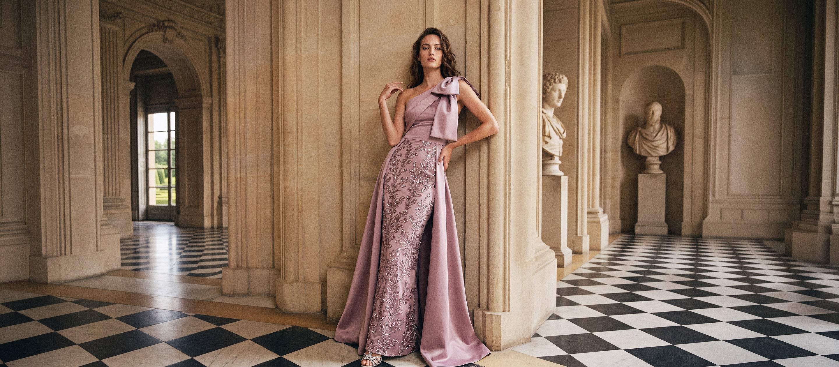 <p>Βραδινό Φόρεμα Lilac Couture</p>