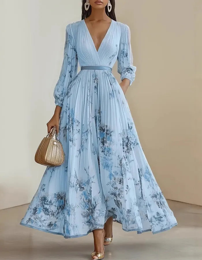 Vestido de chiffon creme gracioso com estampa floral aquarelada e saia plissada