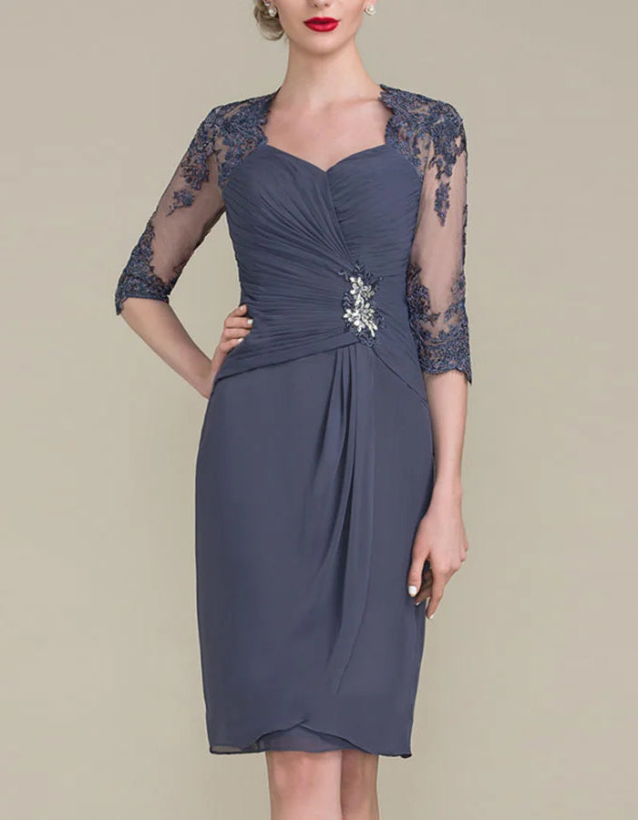 Taille aansluitend chiffon midi-jurk pak