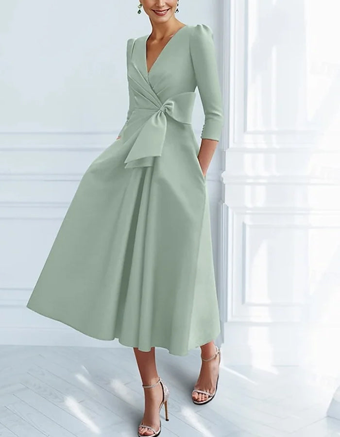 Vestido Midi de Satén con Lazo y Cuello en V de Color Liso